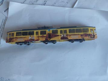 Lima H0 - Tramway miniature (1) - Düwag GT6 avec habillage