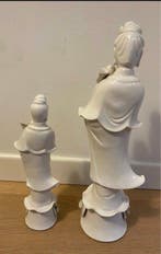 Coppia di statue di Guanyin (Kwan Yin) • Porcellana bianca, Antiek en Kunst