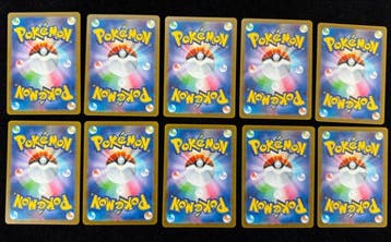 Pokémon - 10 Card - Pikachu Carte promo, Hobby & Loisirs créatifs