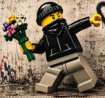 Lego Merchandise - Art - “Flower Thrower – Brick Tribute” by, Nieuw
