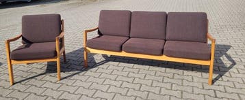 Poul Jeppesen Møbelfabrik - Ole Wanscher - Sofa (2) -