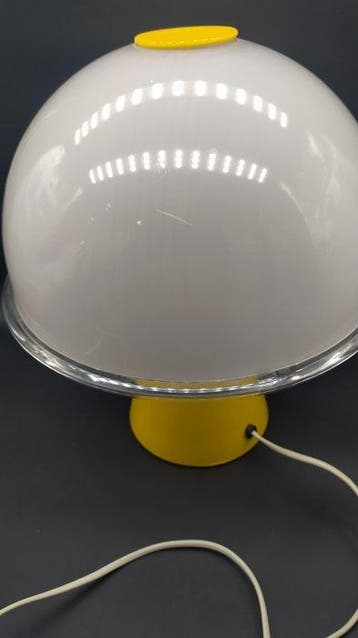 Tafellamp - Plastic, Antiek en Kunst, Antiek | Verlichting