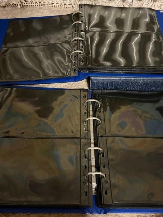 accessoires - Grote set lege ringbanden en insteekhoezen –, Timbres & Monnaies, Timbres | Europe | Belgique