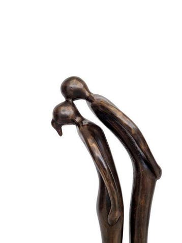 Beeldje - Beeldje - A couple in love - Brons - Brons