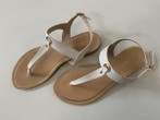 Veiling - Obsel witte teenslippers maat 39, Kleding | Dames, Schoenen, Nieuw