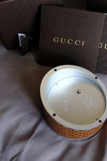 Tafelklok - Gucci - Leder, Staal, Aluminium - 1990-2000 -