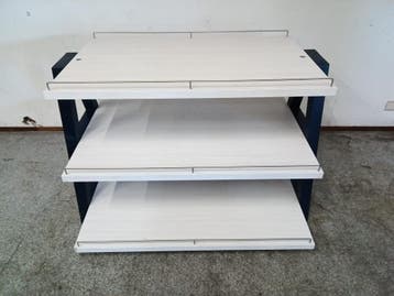 Presentatietafel met 3 etages - B120 x D138 x H94 cm, Nieuw in verpakking