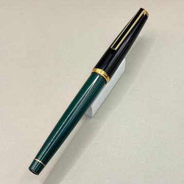 Pilot - Vintage (black & green) - 14K gold nib (EF) - with, Nieuw