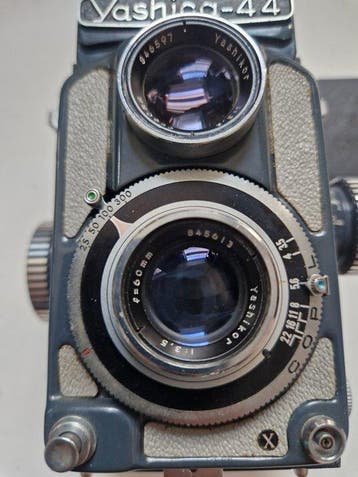 Yashica Yashica-44 and 35mm adapter Appareil photo, Nieuw