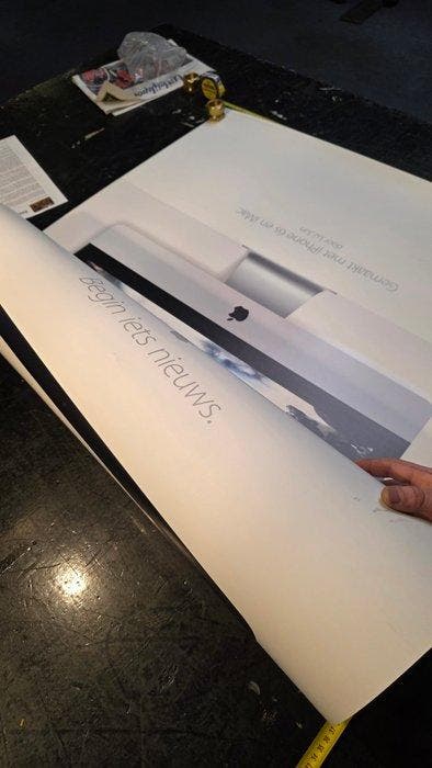 Original Large Format Double-Sided Apple Start Something, Games en Spelcomputers, Spelcomputers | Overige Accessoires