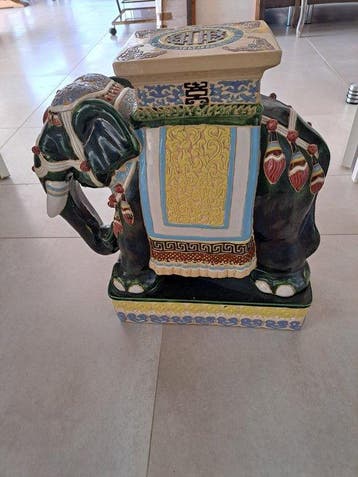 Beeld, Elephant support objets deco - 55 cm - Keramiek, Antiquités & Art