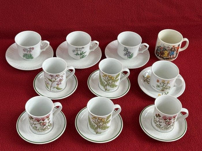 Eschenbach /Bavaria - Drinkservies (19) - Botanische/Bloemen, Antiquités & Art, Curiosités & Brocante