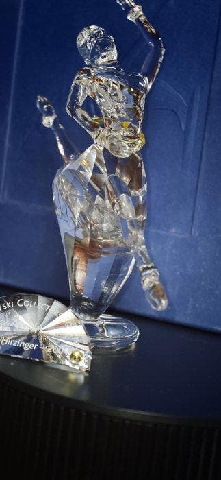 Swarovski - Figurine - SCS - Annual Edition 2004 - Anna -