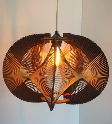 Lamp - multiplex - Franse hanglamp van hout, jaren zestig