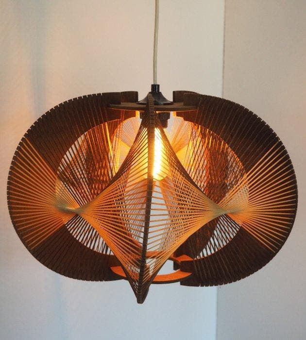 Lamp - multiplex - Franse hanglamp van hout, jaren zestig, Antiquités & Art, Art | Objets design