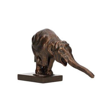 Beeldje - Bedelende Aziatische olifant - Hars