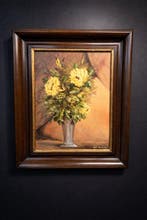 Ivan Pavleski (XX) - Gele rozen op vaas