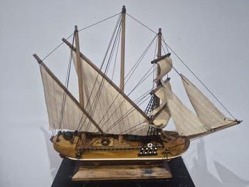 Modelschip - Maqueta de goleta española – Representación de, Nieuw