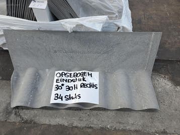 (34x) Vezelcement hulpstukken voor golfplaten SVK