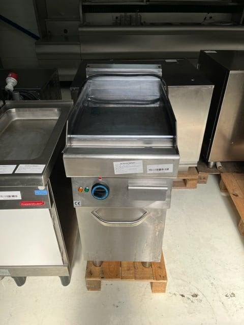 RVS staande Elektrische Bakplaat (glad) 380V, Zakelijke goederen, Horeca | Keukenapparatuur, Ophalen of Verzenden