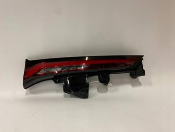 Mazda CX-80 2025 - linker achterlicht binnen LED, Verzenden, Gebruikt