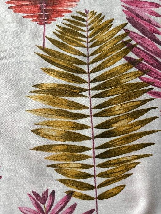 Katoenen satijnstof met digitale print, exclusief ontwerp:, Antiek en Kunst, Antiek | Tapijten, Tafelkleden en Textiel