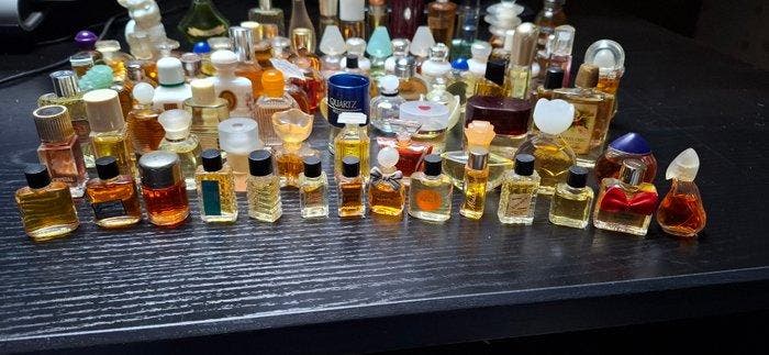 Bouteille de parfum (70) - Plusieurs grandes marques - Verre, Antiquités & Art, Antiquités | Jouets