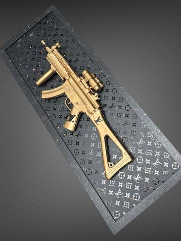 Artiluxx - Louis Vuitton Chrome gold machine gun art