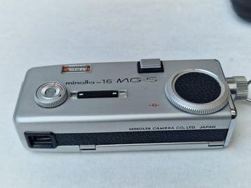 Minolta 16-MG-S & accessoires, close-up , flash and filters