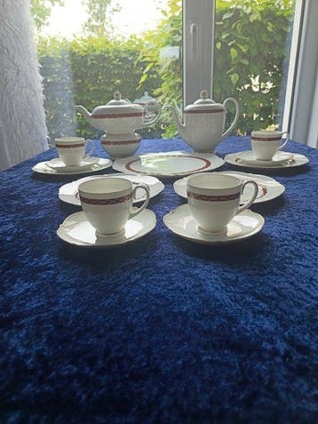 Service à thé et café (18) - Porcelaine, Antiquités & Art