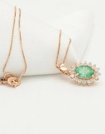 Collier avec pendentif - 18 carats Or rose Émeraude -