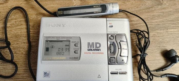 Sony - MZ-R50 - with 8 minidisc - Draagbare minidisc, Audio, Tv en Foto, Radio's