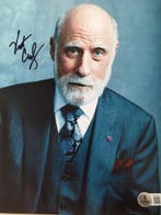 Vint Cerf Crator of Internet - Autograph Photo with, Games en Spelcomputers, Nieuw