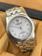 Tudor - Unisex - 2010
