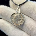 Romain antique Argent Denier romain antique en argent, monté