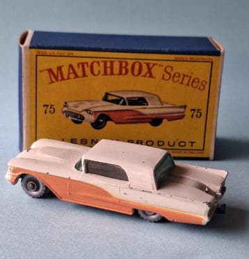 Matchbox 1:64 - Modelauto - Ford Thunderbird - Silver, Nieuw