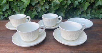 Wedgwood - Devonshire - Kop en schotel (4) - Aardewerk -