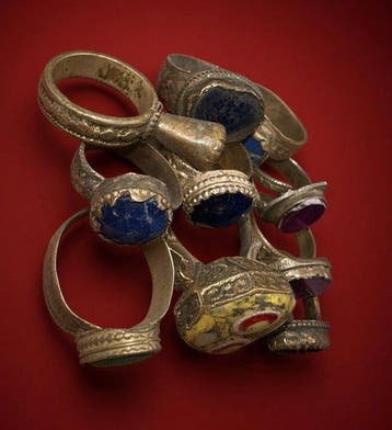Post-middeleeuws / antieke of vintage ringen uit een