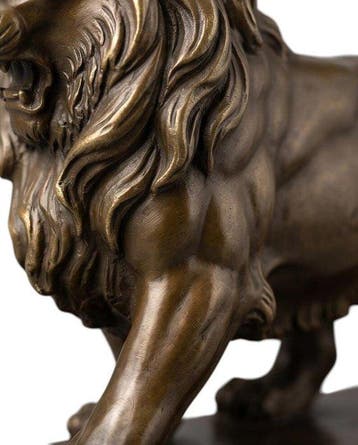 Figure - Majestätische Bronze-Skulptur „Schreitender Löwe“