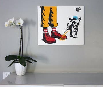 Truteau (1970) - Punk Chihuahua vs Ronald