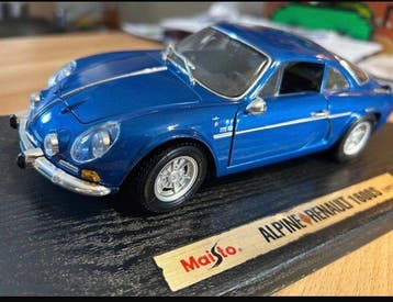 Maisto 1:18 - Voiture miniature - Alpine Renault 1600S
