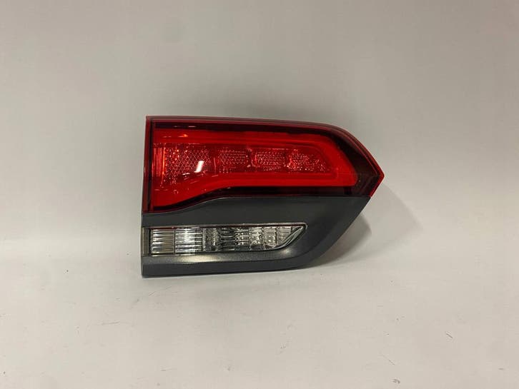 Jeep Grand Cherokee Trailhawk achterlicht links binnen Europ, Autos : Pièces & Accessoires, Éclairage, Envoi