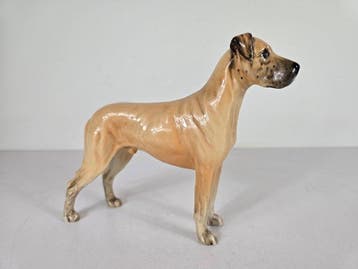 Beswick England - Arthur Gredington - Statue, CH Ruler of