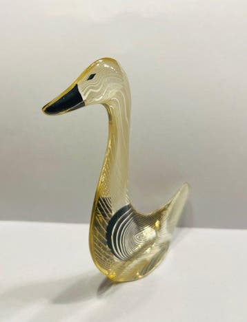 Abraham Palatnik - sculptuur, White Swan - 10 cm - Lucite /