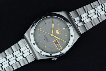 Seiko - Seiko 5 Automatic Day-Date - Zonder minimumprijs -