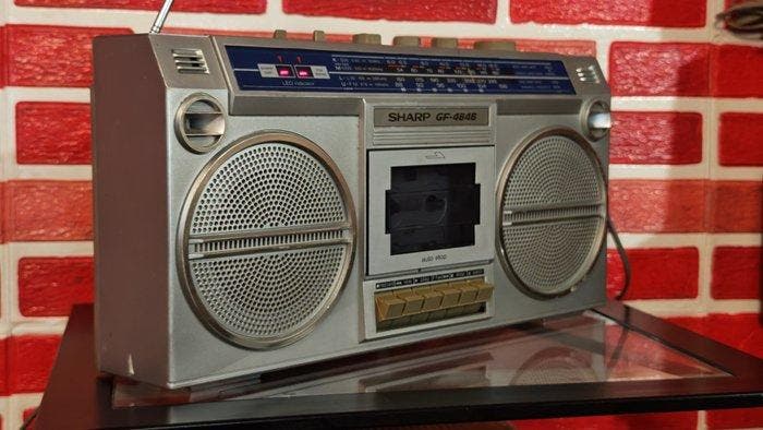 Sharp - GF 4646H Draagbare cassettespeler, Audio, Tv en Foto, Radio's