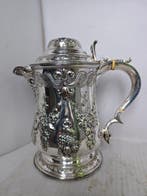 Martin Hall & Co - Chope - Plaqué(e) argent, Os - Tankard