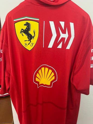Ferrari - Formule 1 - 2019 - Teamkleding, Nieuw