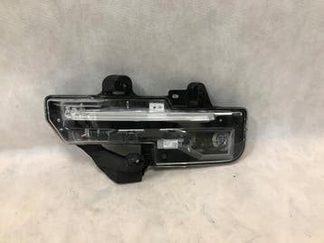 Mazda CX-30 halogeen LED DRL richtingaanwijzer rechts, Verzenden, Gebruikt