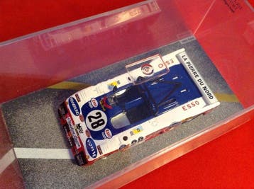 Bizarre 1:43 - Voiture de course miniature - ref. #BZ144